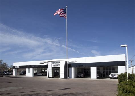 gallup dealerships hours
